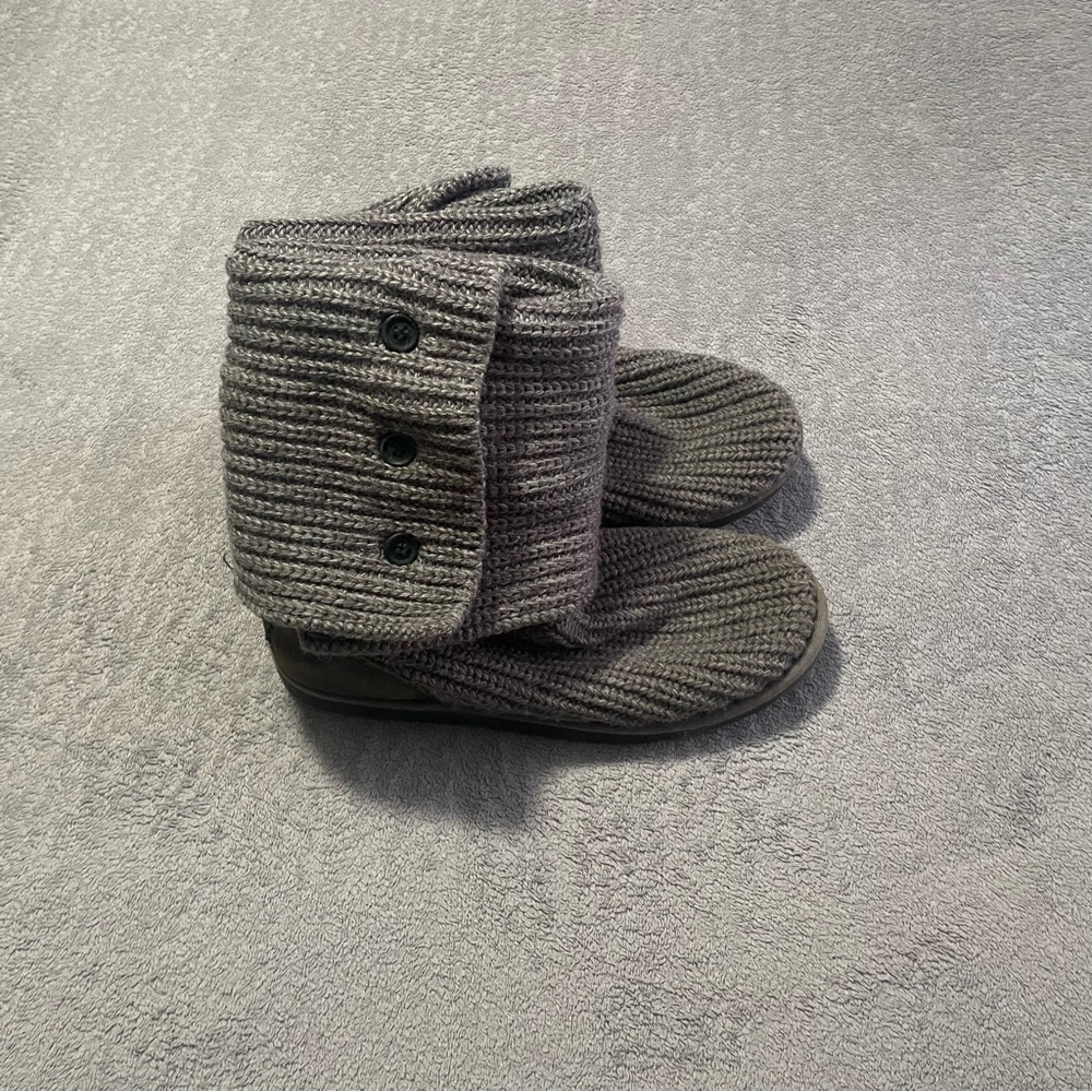UGG classic Cardy boots size 8 grey
